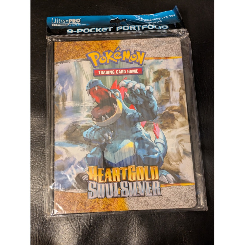 Pokemon HeartGold SoulSilver Ultra Pro 9-Pocket Portfolio Binder Feraligatr NEW